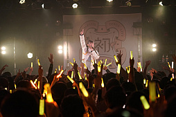  No.011Υͥ / ֳرॢɥޥ׽Υ饤֥ĥDEBUT LIVE  TOURɤ롣ֽפۿݡ