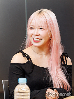 画像ギャラリー No.024のサムネイル画像 / 「OZ Re:write」にCyberFightゲーム部がチャレンジ! 「ちょっと会えない?」のDMに沼った……ディーノ,納谷,愛野,風城が"最強の推しが見つかる"瞬間を語る!【PR】