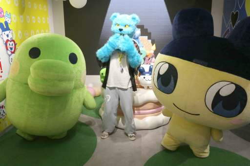画像集 No.027のサムネイル画像 / 「たまごっち」のバースデーイベント「祝28しゅーねん!たまごっちばーすでー!」が東京・原宿にて開催中。最新機種との連動イベントや記念商品などを展開