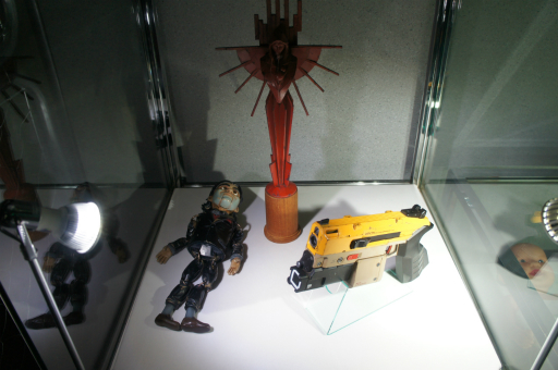 画像集 No.012のサムネイル画像 / 「DEATH STRANDING」発売5周年記念ポップアップイベントをレポート。サムの訪れる配送センターをイメージした展覧会には，秘蔵の資料も