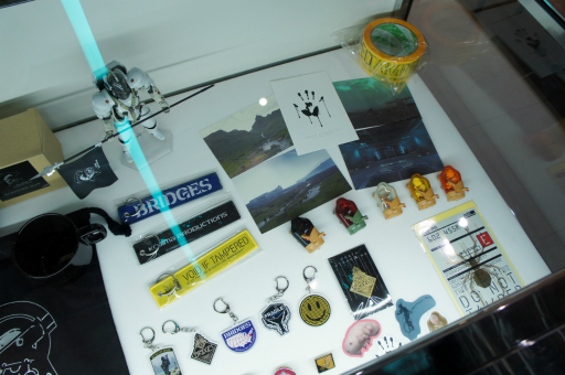 画像集 No.016のサムネイル画像 / 「DEATH STRANDING」発売5周年記念ポップアップイベントをレポート。サムの訪れる配送センターをイメージした展覧会には，秘蔵の資料も