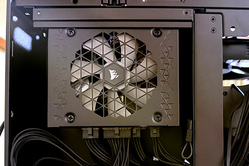 ꡼ No.040Υͥ / SapphireΥեåɡNITRO RX 9070 XTפơοLisa Suȡ12V-26Ϲǰꤷ