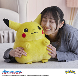 画像ギャラリー No.035のサムネイル画像 / ポケモン30周年記念商品「おかえり！ピカチュウ1/1」，予約開始後即完売する人気ぶり。1997年発売されたぬいぐるみの復刻版