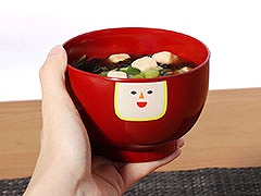 「ワンス・アポン・ア・塊魂」のアクスタやコラボカフェで話題の「ミソのミソ椀」を用意。塊魂の新作グッズがナタリーストアで販売開始