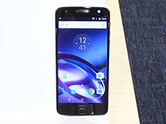 Motorola,オプション装着で機能追加が可能なスマートフォン「Moto Z」「Moto Z Play」を国内発売