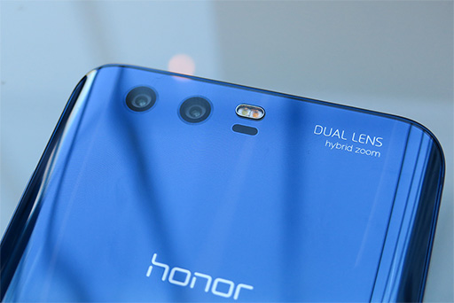 画像集 No.003のサムネイル画像 / Huawei,ミドルクラス市場向けのSIMロックフリースマートフォン「honor 9」を10月12日に国内発売