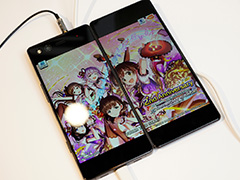 ZTEの2画面スマホ「M Z-01K」テストレポート。復活のMEDIAS W的二つ折り端末は快適な“ながらゲームマシン”の可能性を秘める