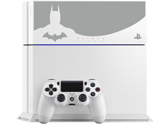 「バットマン:アーカム・ナイト」の発売を記念して,バットマンの刻印を施した数量限定のPS4本体セットが7月16日発売