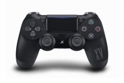 画像集 No.003のサムネイル画像 / 新型PS4の「FINAL FANTASY XV」コラボモデル「FINAL FANTASY XV LUNA EDITION」が11月29日に発売
