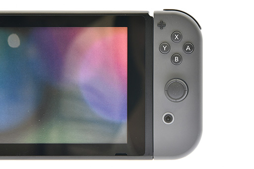 画像集 No.012のサムネイル画像 / 写真で見る「Nintendo Switch」。本体やドックだけでなく,専用ゲームパッド「Joy-Con」にも注目せよ