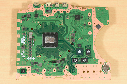 画像ギャラリー No.020のサムネイル画像 / 「PlayStation 5」分解レポート。ソニーらしいこだわりに満ちた設計を,実機をバラして改めて確認してみた