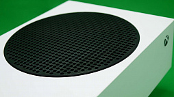 画像集#015のサムネイル/「Xbox Series X」と「Xbox Series S」，メディア向けに公開された筐体のディテールをお届け