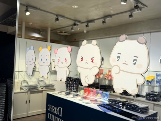 画像ギャラリー No.031のサムネイル画像 / K-POPバーチャルアイドル「PLAVE」日本公演記念ポップアップストアを現地レポート。フォトスペースの仕掛けや限定グッズをチェック!