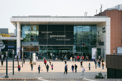 ꡼ No.001Υͥ / gamescom 2025פOpening Night Liveڤ˳롣60ʾιϰ褫饲Ҥ뤷ӥͥȥ󥿥᤬򺹤5֤