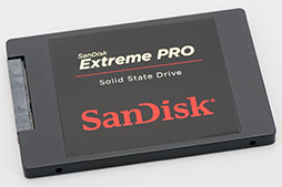 画像集 No.002のサムネイル画像 / HW短評:SanDisk「Extreme Pro Solid State Drive」(1)