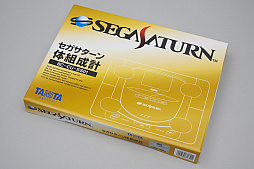 画像集 No.003のサムネイル画像 / タニタが発売した「セガサターン体組成計」を愛でる。追加生産を期待したい実用的なファンアイテムだ