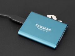 【PR】USBで挿すだけでPS4のロード時間を短縮! Samsungの外付けSSD「Portable SSD T5」をPS4で試してみた