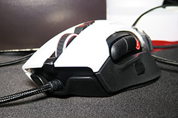 画像集 No.010のサムネイル画像 / ［TGS 2019］e-Sportsコーナーで，エレコムが発表前の薄型キーボード「TK-ARMA30」やサラウンド対応ヘッドセットを披露