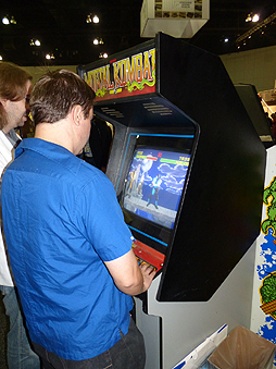 画像集#013のサムネイル/今年もE3に「Videogame History Museum」が出展。レトロなアーケードゲーム筐体や家庭用ゲーム機がズラリ勢揃い