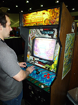 画像集#015のサムネイル/今年もE3に「Videogame History Museum」が出展。レトロなアーケードゲーム筐体や家庭用ゲーム機がズラリ勢揃い
