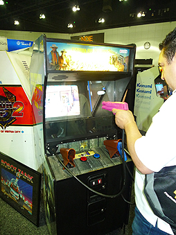 画像集#020のサムネイル/今年もE3に「Videogame History Museum」が出展。レトロなアーケードゲーム筐体や家庭用ゲーム機がズラリ勢揃い