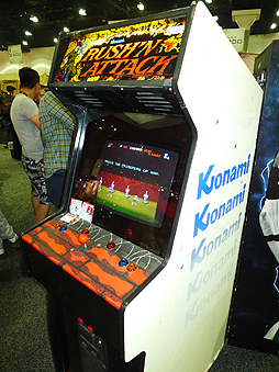 画像集#022のサムネイル/今年もE3に「Videogame History Museum」が出展。レトロなアーケードゲーム筐体や家庭用ゲーム機がズラリ勢揃い