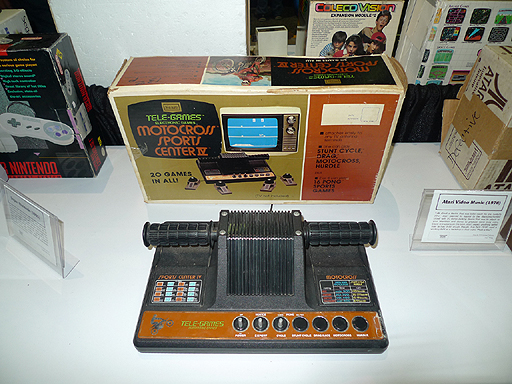 画像集#028のサムネイル/今年もE3に「Videogame History Museum」が出展。レトロなアーケードゲーム筐体や家庭用ゲーム機がズラリ勢揃い