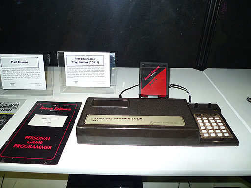 画像集#033のサムネイル/今年もE3に「Videogame History Museum」が出展。レトロなアーケードゲーム筐体や家庭用ゲーム機がズラリ勢揃い