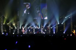 画像集 No.077のサムネイル画像 / 「ブシロードカードゲームライブ with 戦略発表会2017 夏」が開催。TCGの新発表やライブで盛り上がったイベントをレポート