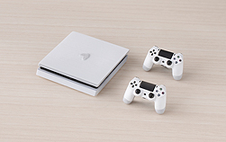画像集 No.012のサムネイル画像 / フィギュアの小物にぴったり(?) PS4本体とPS VRのミニチュアフィギュアがカプセル自販機で8月第2週より順次発売へ