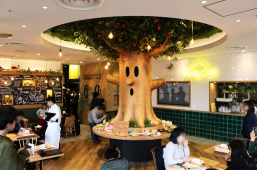 画像集 No.004のサムネイル画像 / 東京スカイツリータウンの「カービィカフェ」が常設店舗となって12月12日にオープン。ウィスピーウッズの下で,新しいメニューを存分に楽しもう