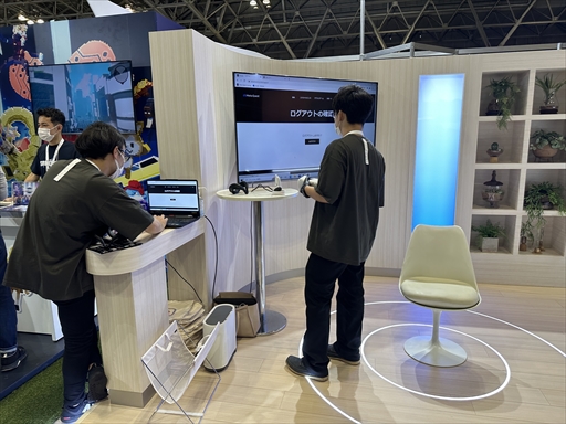 画像集 No.003のサムネイル画像 / CEATEC 2022のオフライン会場レポート。注目のメタバースブースやその体験を支える5G IoT向けの高機能材料などが出展