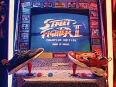 Reebok×「ストリートファイター」のコラボスニーカーなどが12月15日に登場。リュウや豪鬼ら登場キャラをイメージしたデザインに