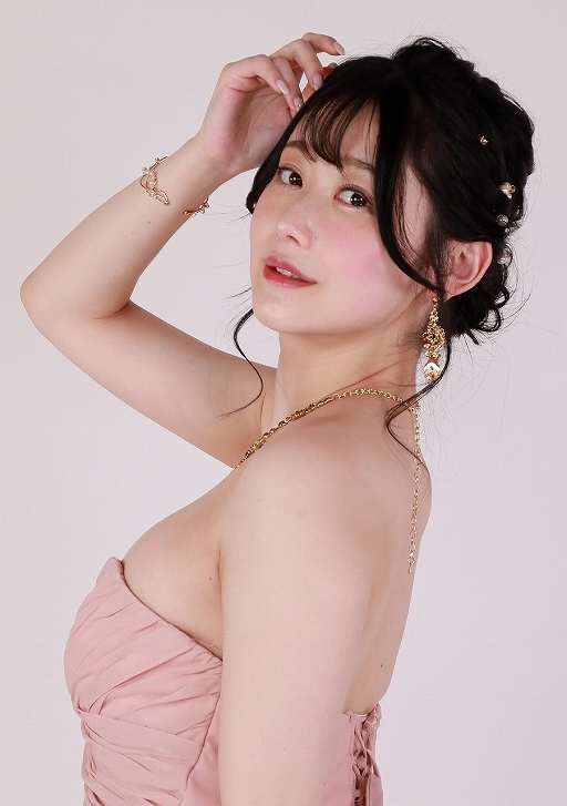 画像集 No.008のサムネイル画像 / キャバ嬢オーディション最後のチャンス。「龍が如く７外伝 名を消した男」生キャバ嬢オーディション合格者と開発陣への合同インタビュー