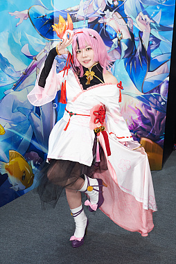 画像集 No.066のサムネイル画像 / 「ニコニコ超会議2023」フォトレポート。ステージイベントは声出しも解禁,参加者にニコニコ笑顔が浮かんだ会場の様子をお届け