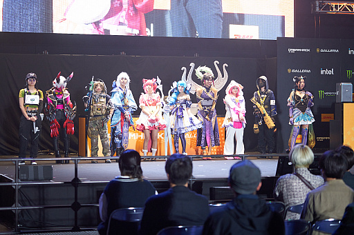 画像集 No.002のサムネイル画像 / 「DreamHack Japan 2023」,DAY1のコスプレコンテストレポート。LoLやR6Sなどのコスプレで会場を彩る