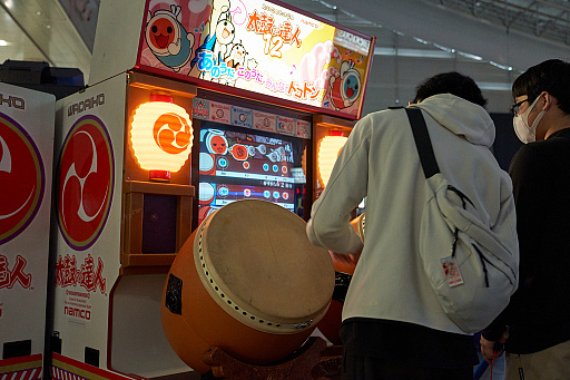 画像集 No.005のサムネイル画像 / 懐かしい筐体がずらり。フリープレイで盛り上がっていたDreamHack Japan 2023 ARCADE GAME エリアレポート