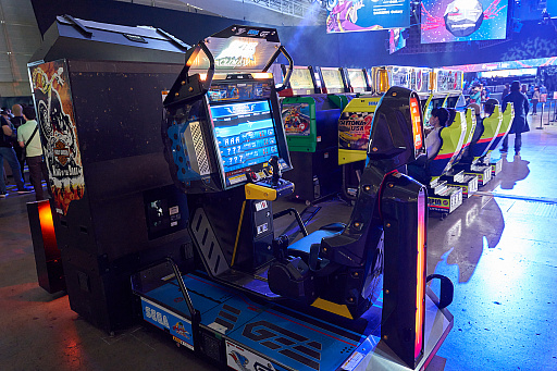画像集 No.018のサムネイル画像 / 懐かしい筐体がずらり。フリープレイで盛り上がっていたDreamHack Japan 2023 ARCADE GAME エリアレポート