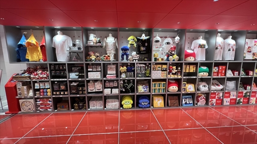 画像集 No.006のサムネイル画像 / 「Nintendo KYOTO」は公式直営店であり新たなテーマパーク! こだわりのある商品陳列も楽しい,ゲームファンなら一度体験してほしい空間だ