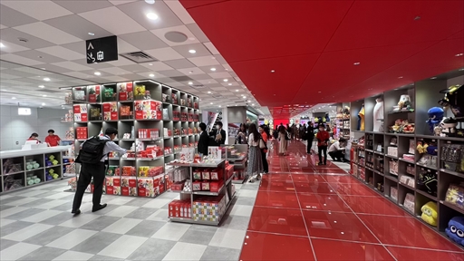 画像集 No.007のサムネイル画像 / 「Nintendo KYOTO」は公式直営店であり新たなテーマパーク! こだわりのある商品陳列も楽しい,ゲームファンなら一度体験してほしい空間だ