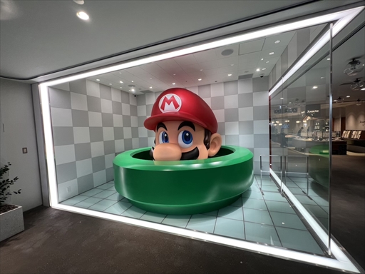 画像集 No.040のサムネイル画像 / 「Nintendo KYOTO」は公式直営店であり新たなテーマパーク! こだわりのある商品陳列も楽しい,ゲームファンなら一度体験してほしい空間だ