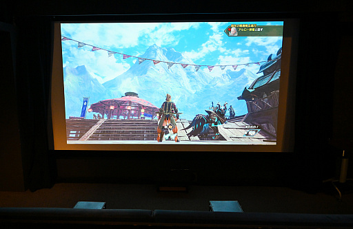 画像集 No.009のサムネイル画像 / 大スクリーンでゲーム推し活しようぜ！　“レンタルシアター”の165インチ画面で至高のひとときを味わえる時代が来た