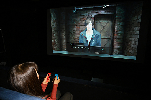 画像集 No.016のサムネイル画像 / 大スクリーンでゲーム推し活しようぜ！　“レンタルシアター”の165インチ画面で至高のひとときを味わえる時代が来た