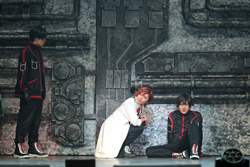 画像集 No.006のサムネイル画像 / 舞台「桃源暗鬼」-練馬編- ゲネプロ公演レポート。鬼と桃太郎による戦いは京都から東京へと突入