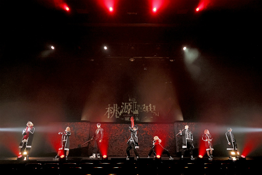 画像集 No.014のサムネイル画像 / 舞台「桃源暗鬼」-練馬編- ゲネプロ公演レポート。鬼と桃太郎による戦いは京都から東京へと突入